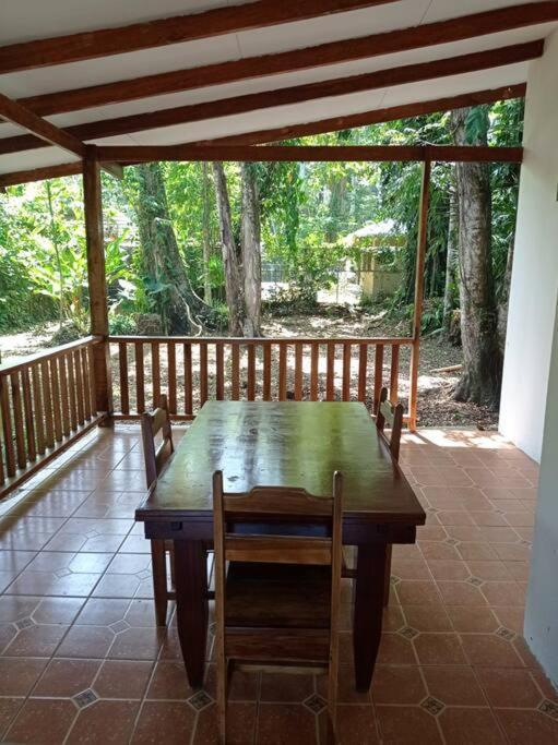 Villa Green Papaya à Puerto Viejo de Talamanca Extérieur photo